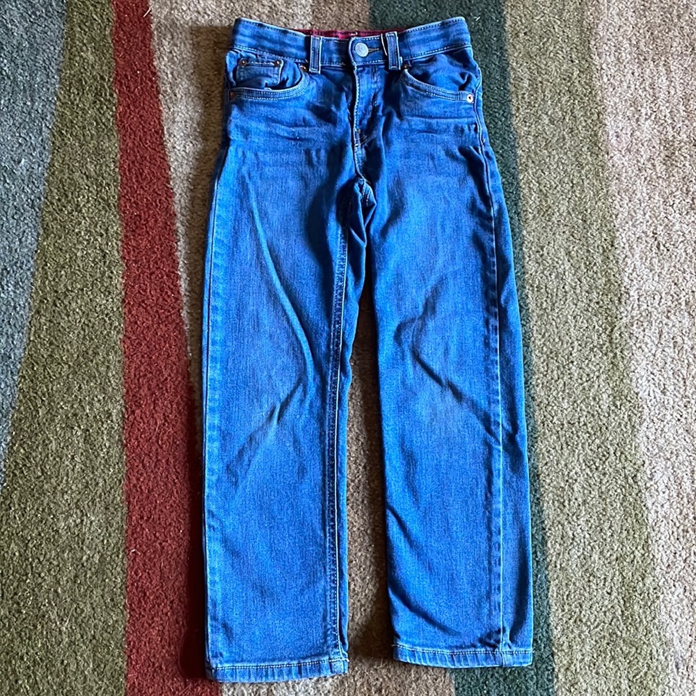 Boys Levi’s jeans.